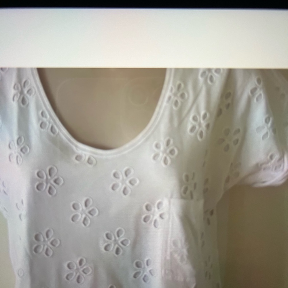 Burberry Brit, white tshirt with pocket and flower cut out